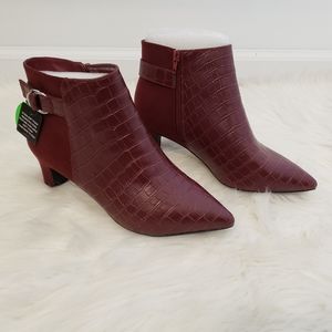 East 5th EF Delmar Wine 7.5W Memory foam booties